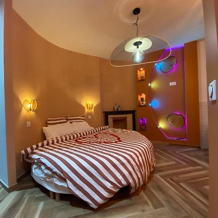L'Enveloppe Romantique أميا المظهر الخارجي الصورة